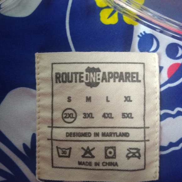 UTZ Original Chips Mascot Hawaiian Floral Button Down Shirt Blue & Red Mens 2XL - Picture 3 of 4